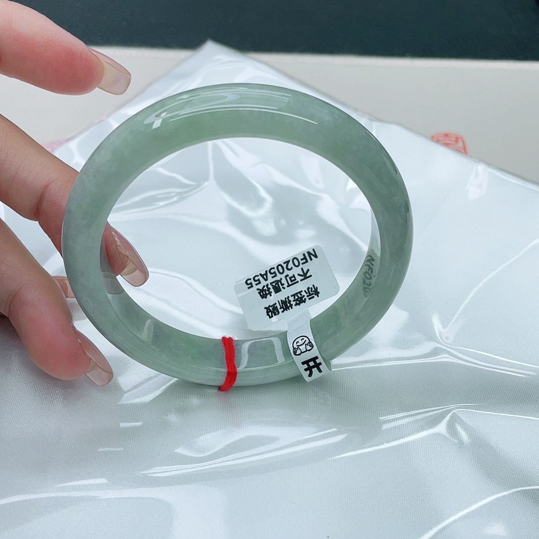 翡翠手镯未镶嵌正58.8