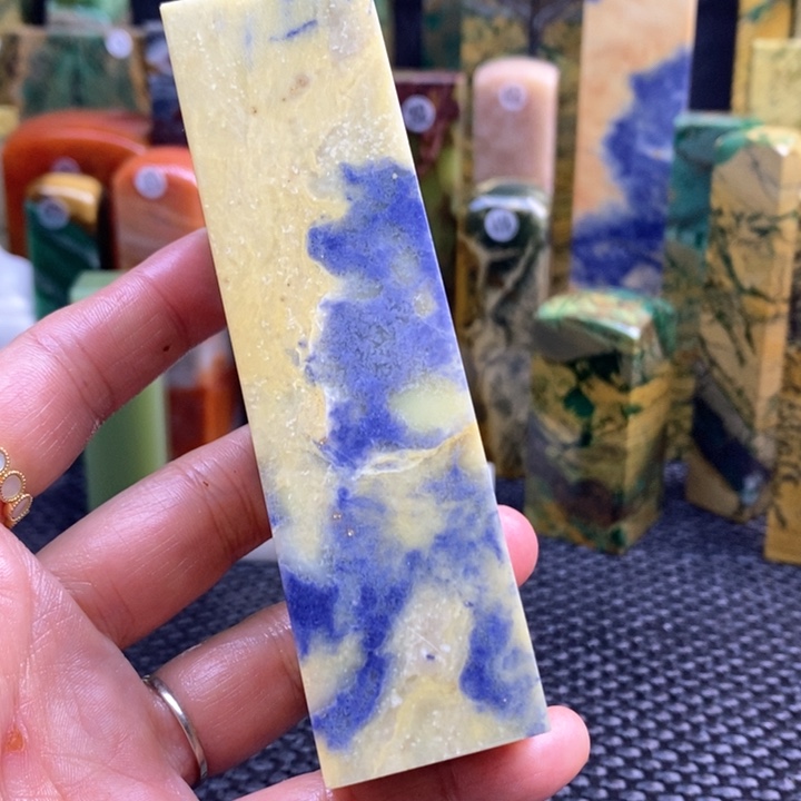 青田石别**春青田石印章石