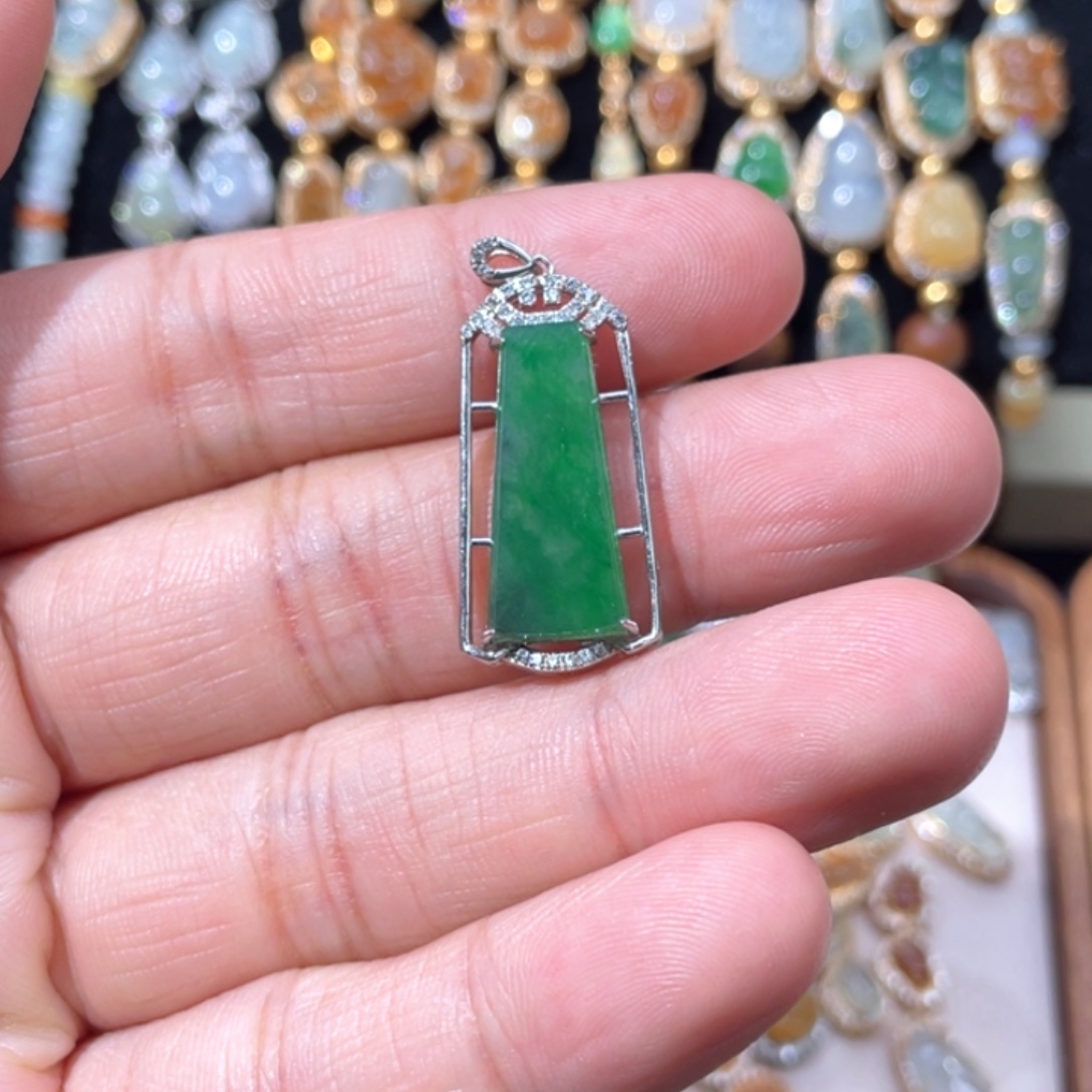 翡翠银S925镶嵌颈饰