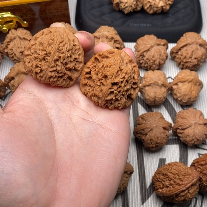 吊坠文玩核桃南疆