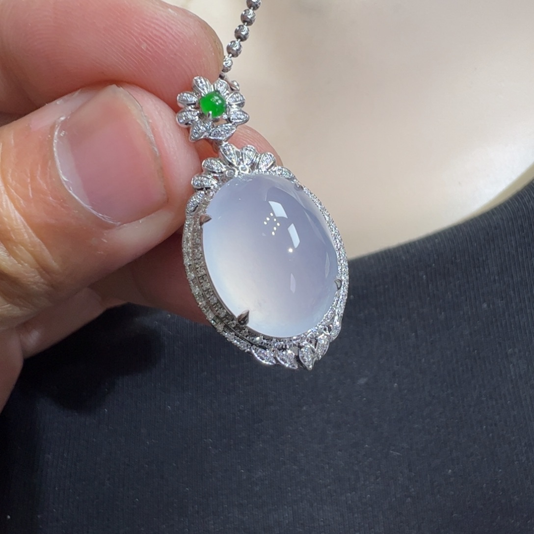 翡翠吊坠(不含链)18K金镶嵌