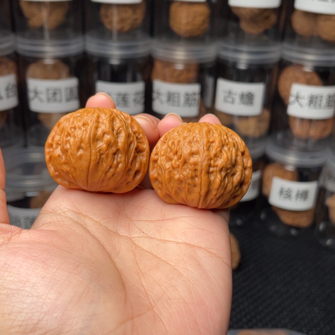 文玩核桃把件39铁锤