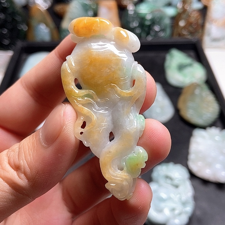 翡翠未镶嵌颈饰翡翠a货