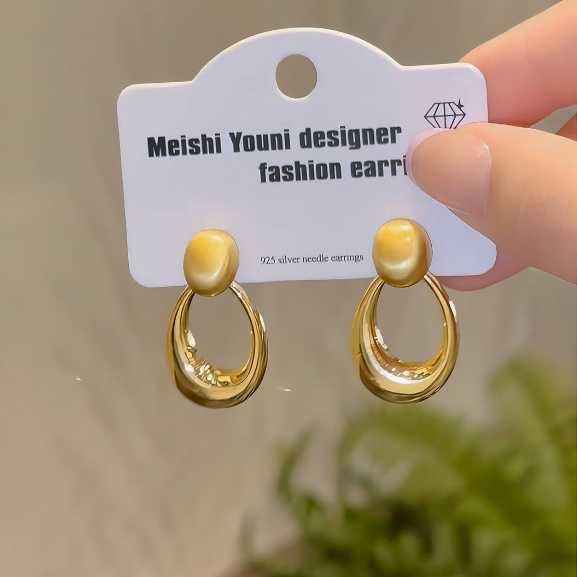 铜合金耳饰 爆款椭圆耳钉高级感气质百搭银针耳环秋季轻奢耳饰