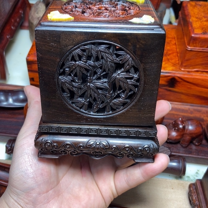 交趾黄檀（大红酸枝）香炉