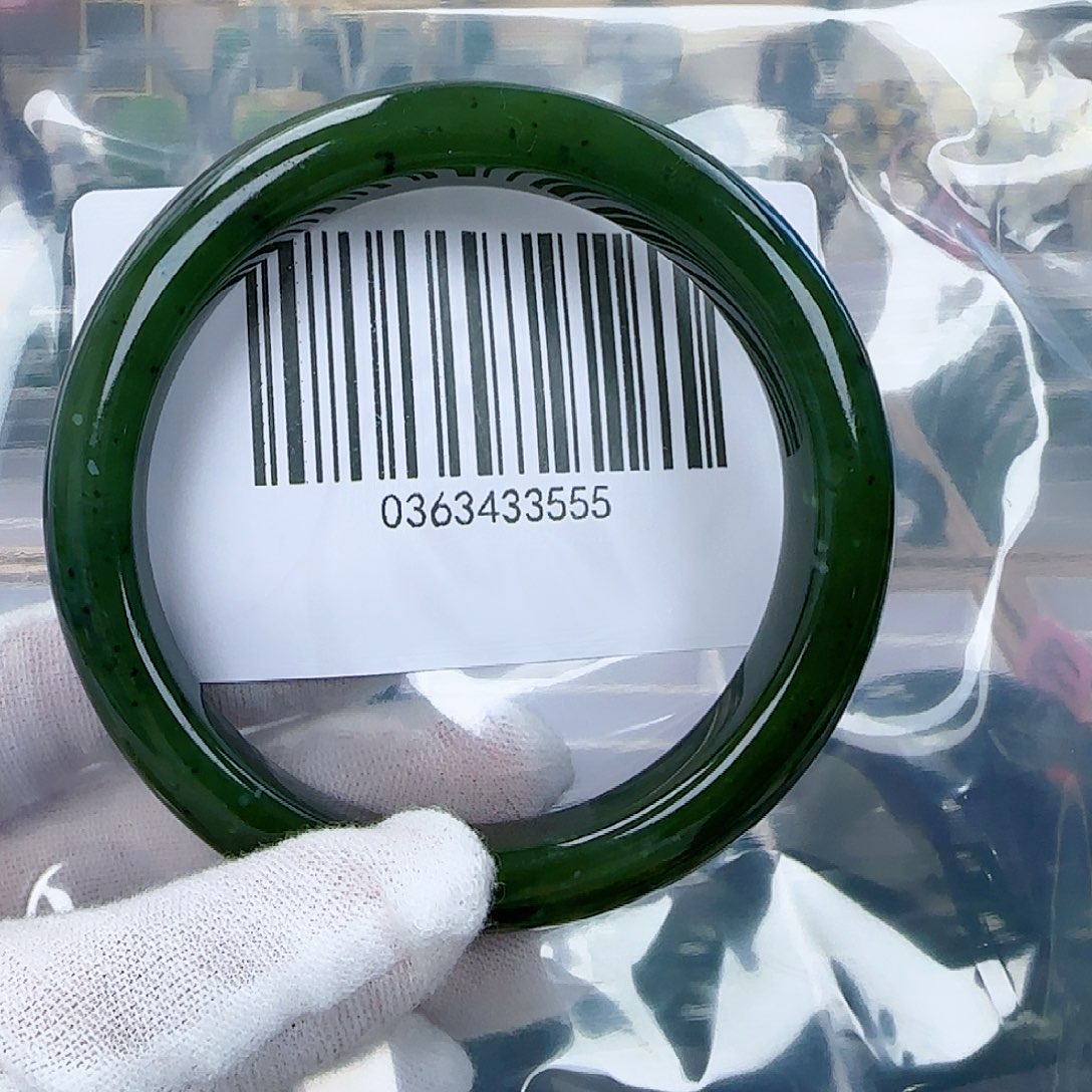 和田玉（碧玉）手镯未镶嵌62.5