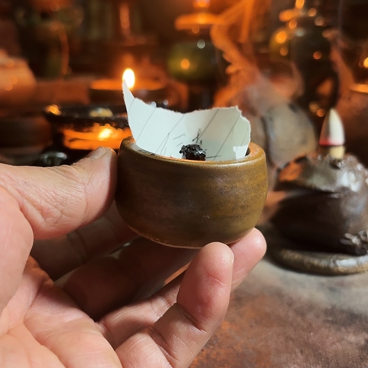 行***魂阿文手作温茶小油灯