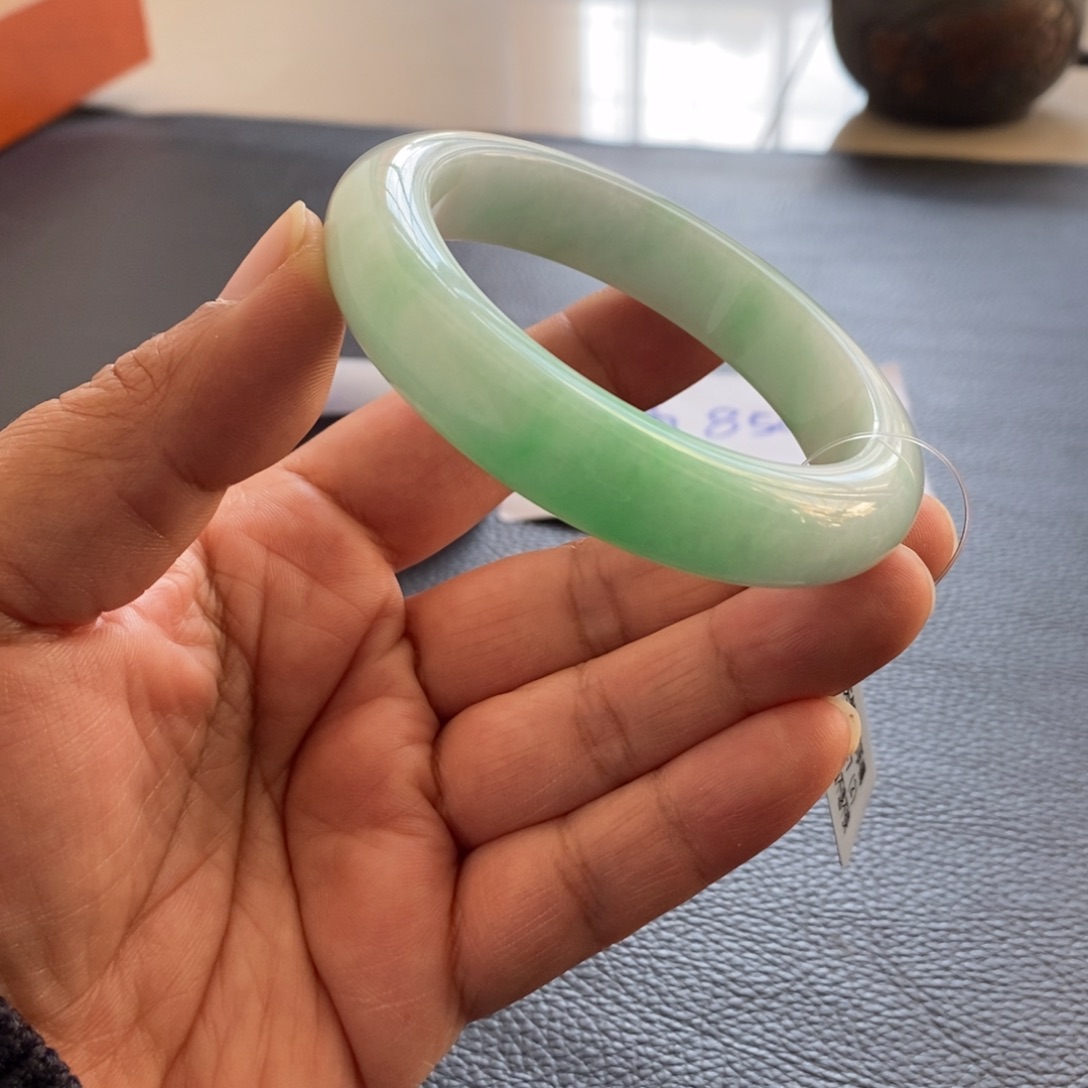 翡翠未镶嵌手镯天然翡翠手镯