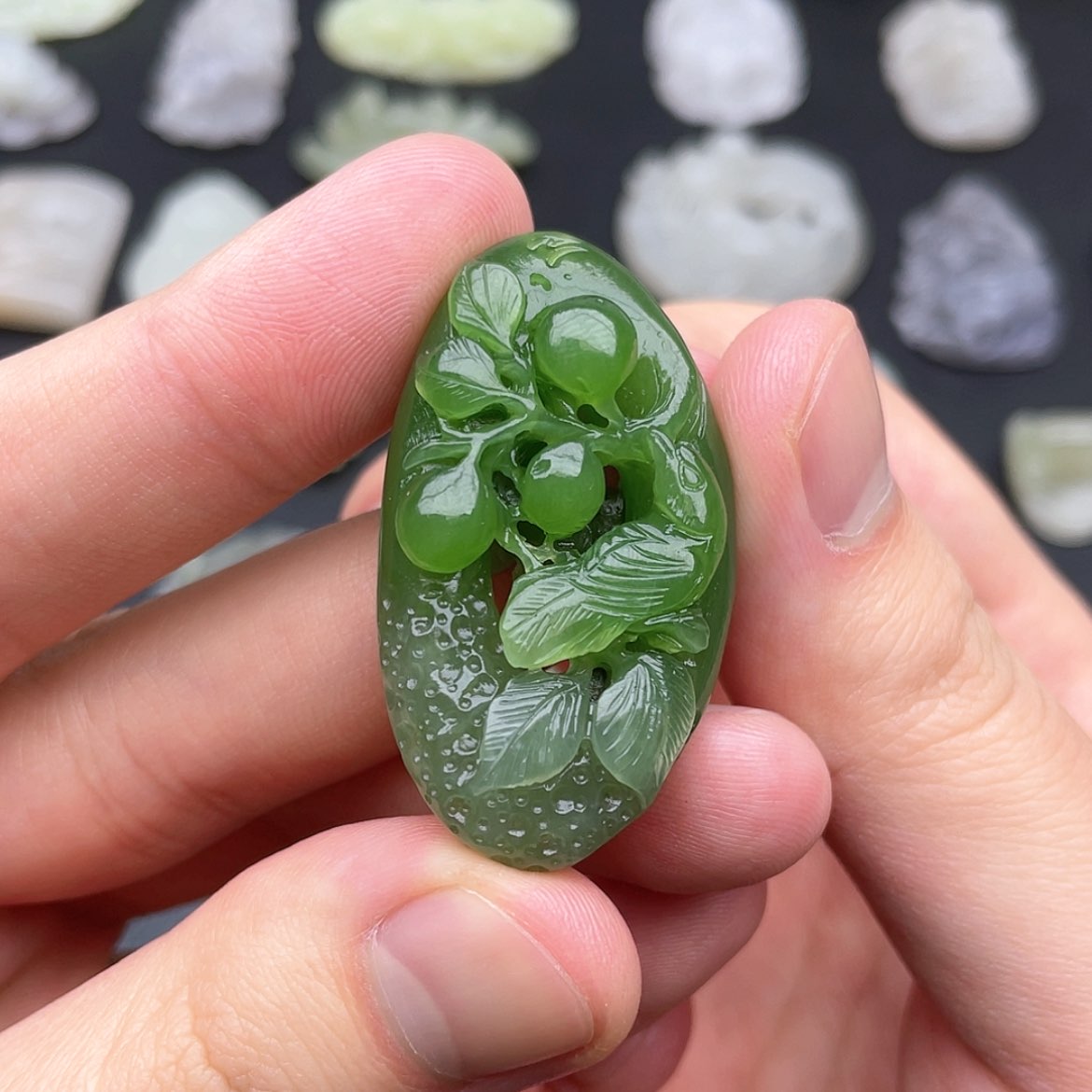 【闪购商品】颈饰未镶嵌和田玉