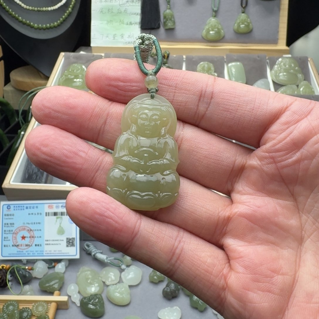 和田玉颈饰未镶嵌