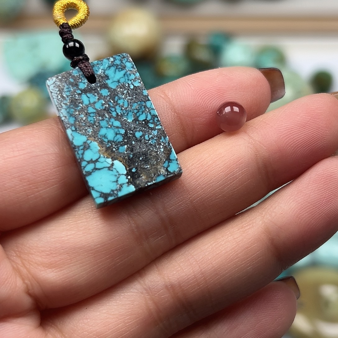 南红玛瑙未镶嵌珠宝奇石