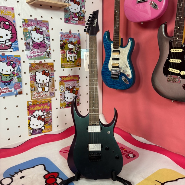 特价依般娜IBANEZ超轻微瑕RGD3121-PRF电吉他日产哑光北极光色