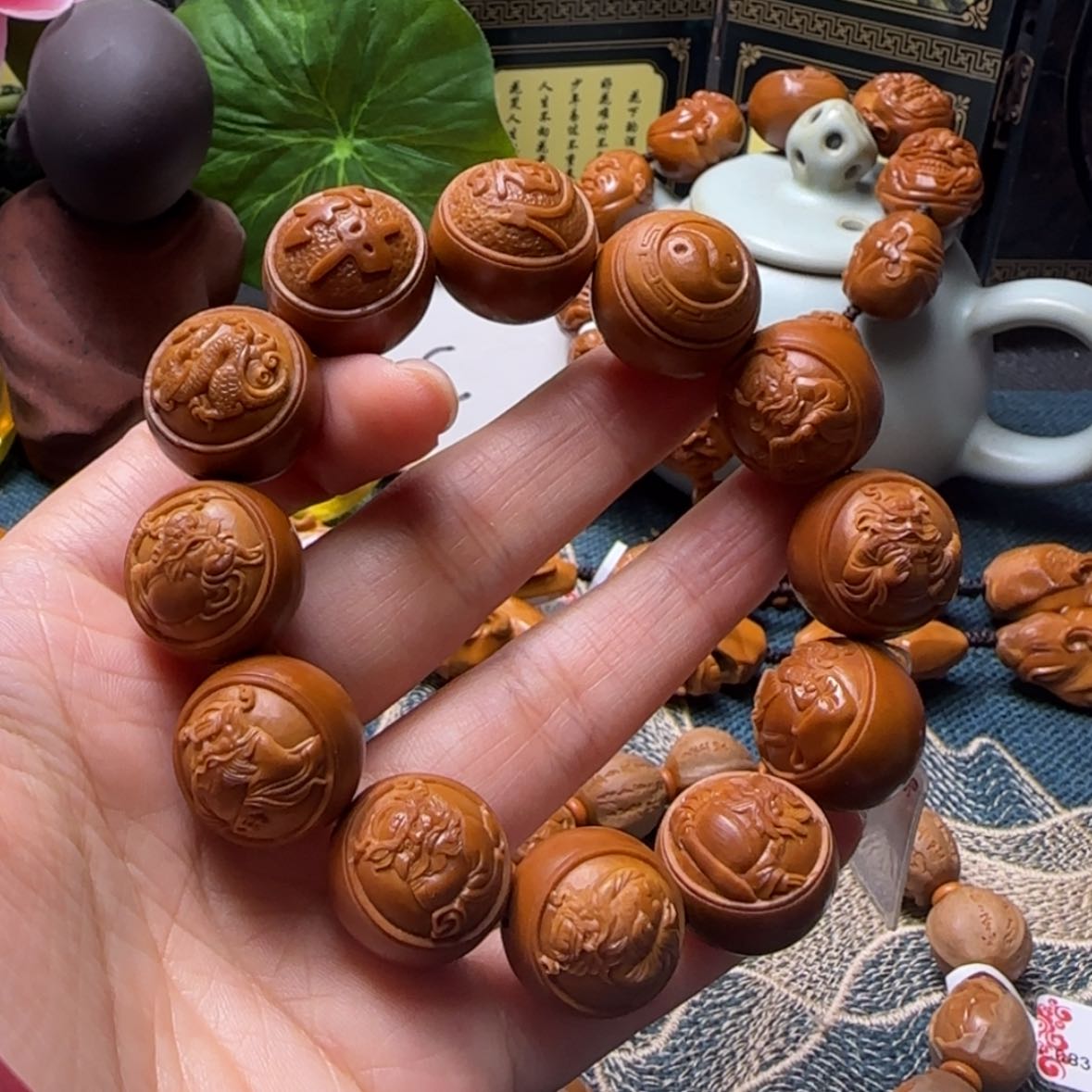 【闪购商品】橄榄核手串正圆钟馗