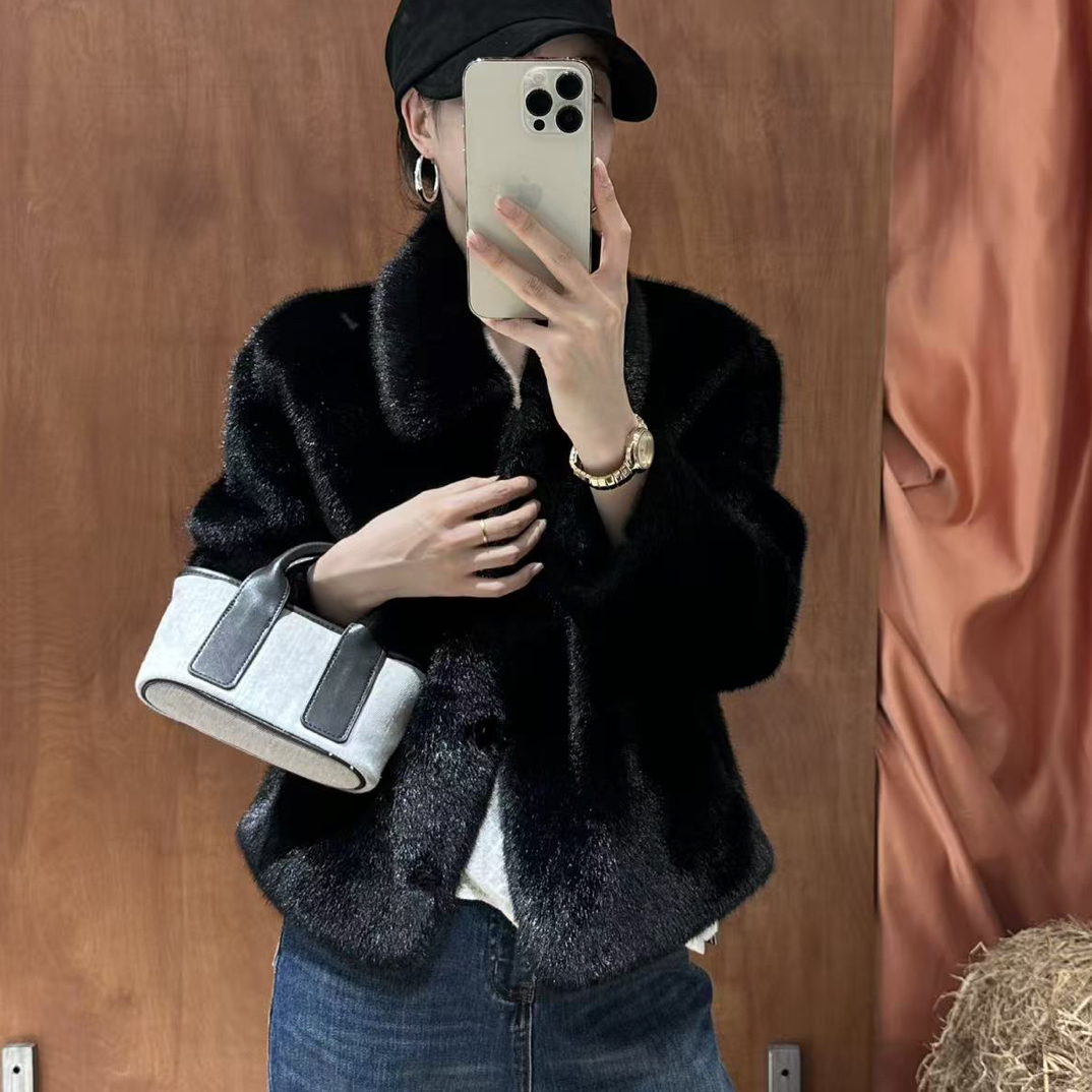 大月家【爆款环保狐狸毛】冬季百搭显瘦气质款外套