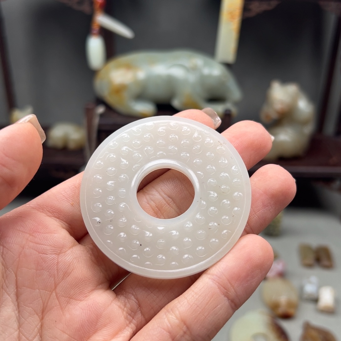 大***林和田玉未镶嵌挂件