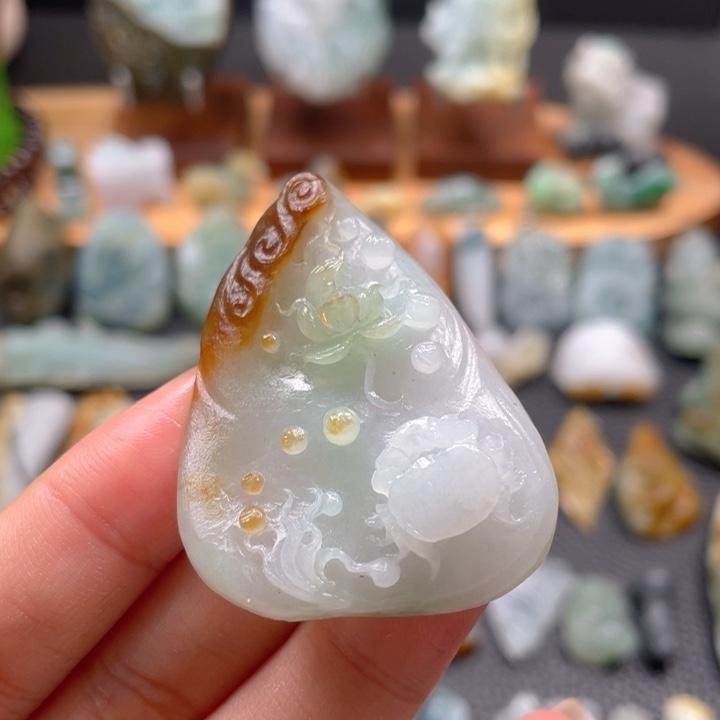 定制翡翠未镶嵌翡翠