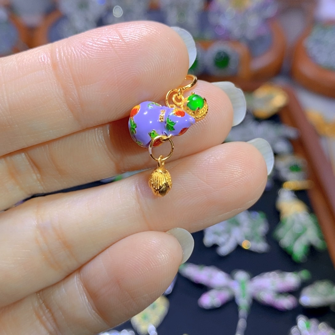 翡翠颈饰银S925镶嵌天然翡翠