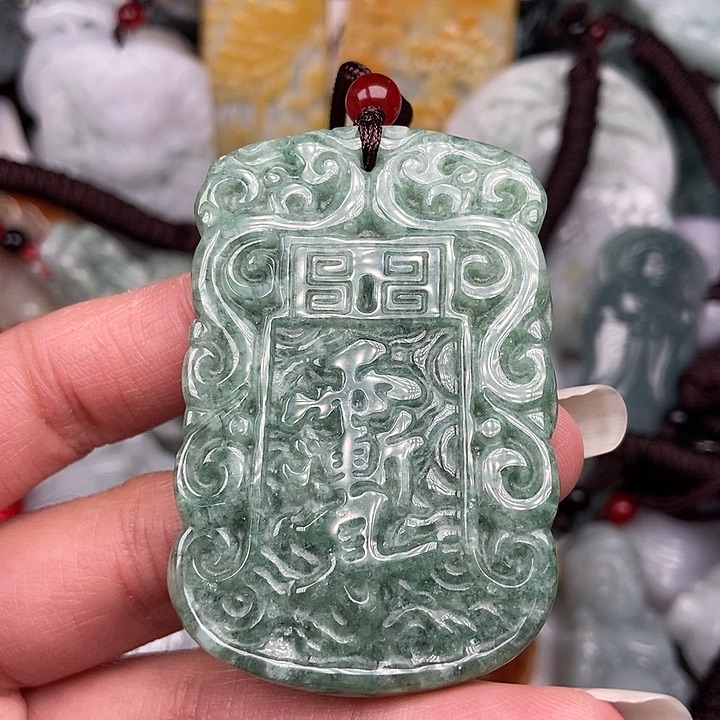 颈饰未镶嵌翡翠觉****聊翡翠