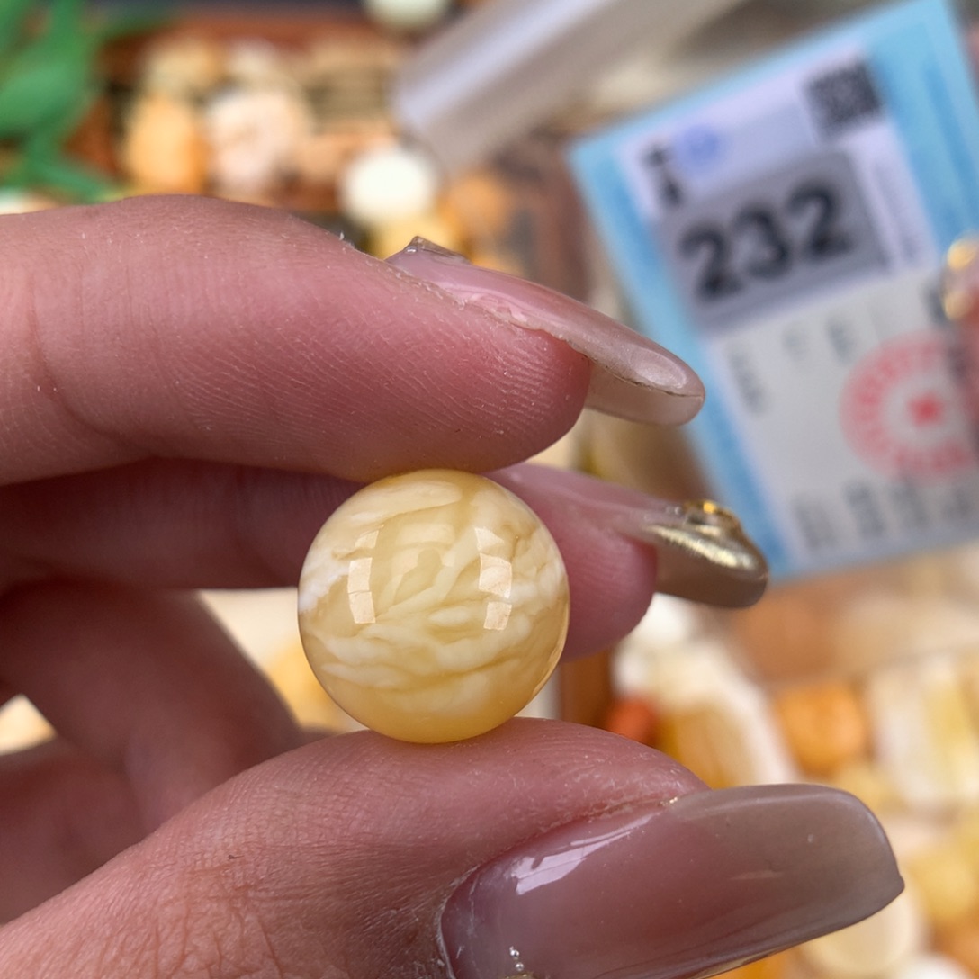 琥珀珠宝奇石未镶嵌 13.4