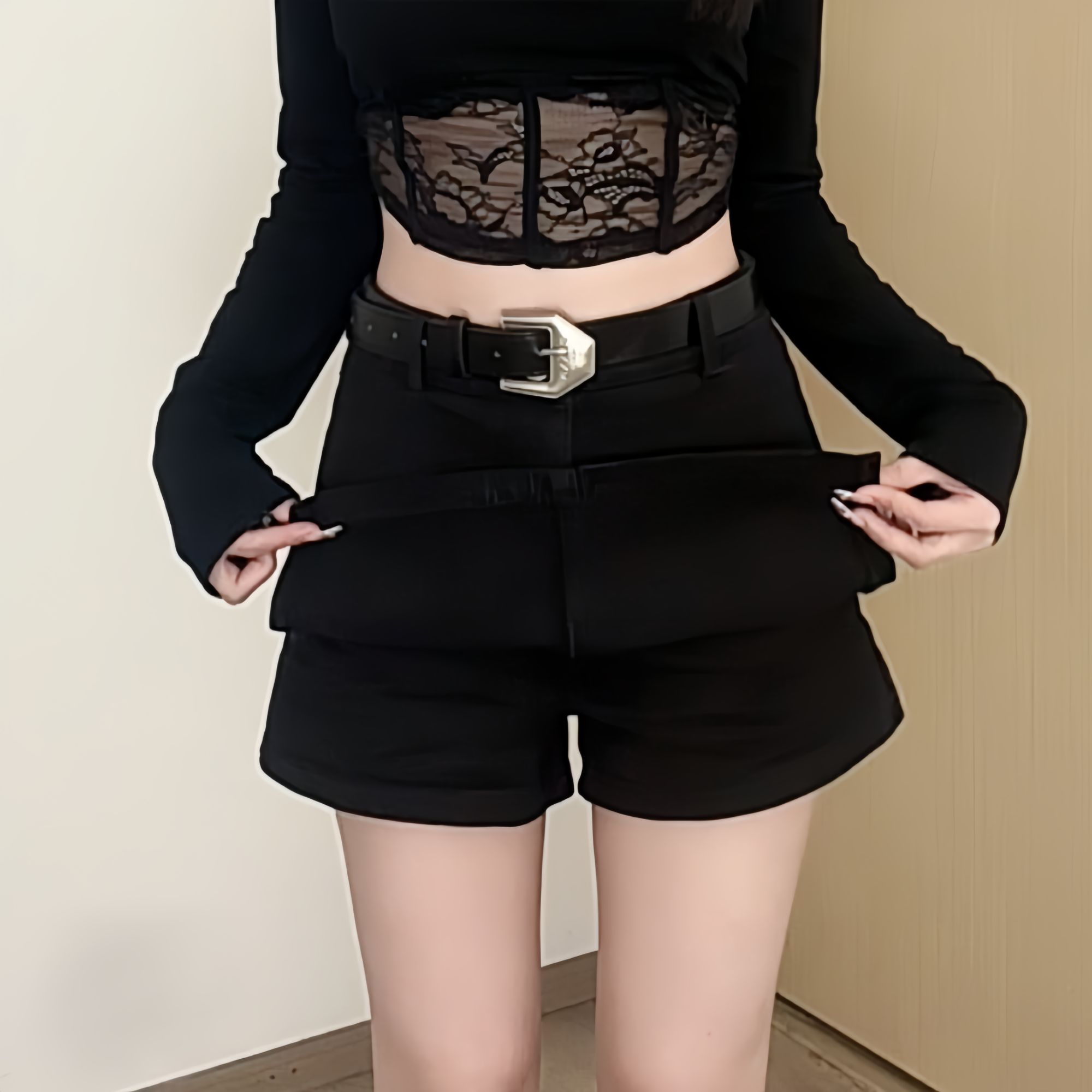 高腰紧身性感辣妹休闲短裤2025春夏新款百搭气质修身显瘦黑色热裤