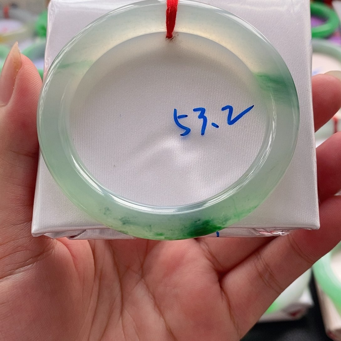 无***翡翠手镯未镶嵌分单