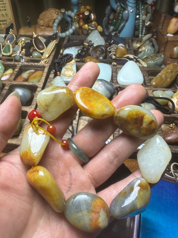 和田玉真皮真籽无修手串95.8克