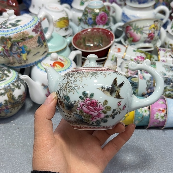 景德镇陶瓷手工艺品