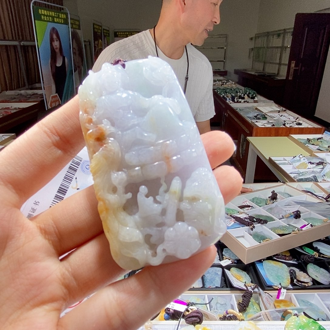 翡翠未镶嵌颈饰翡翠