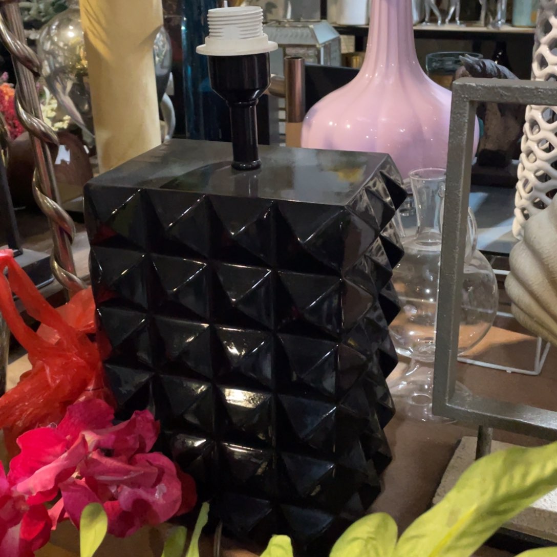 陶瓷花瓶，仿真绿植。