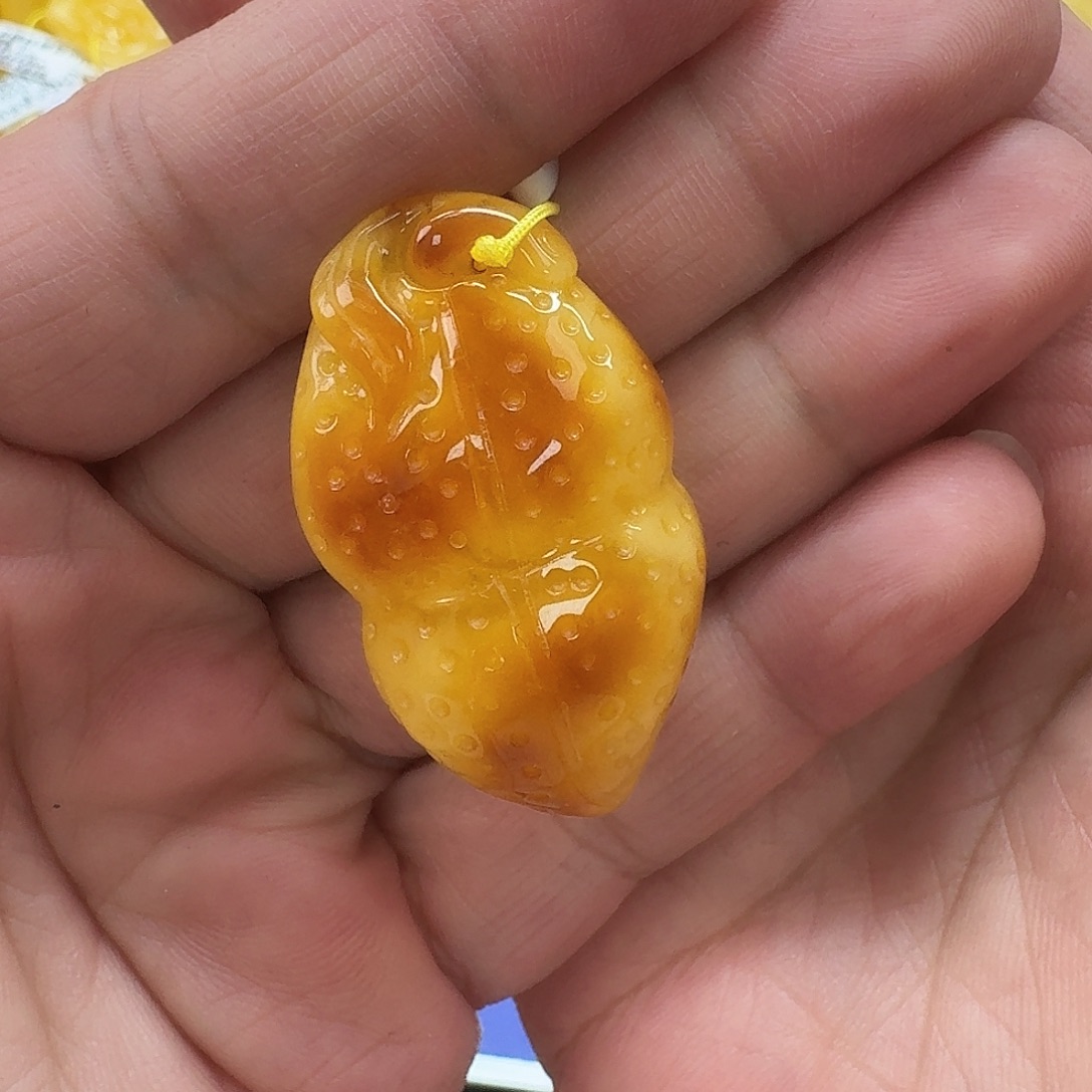 琥珀未镶嵌珠宝奇石156