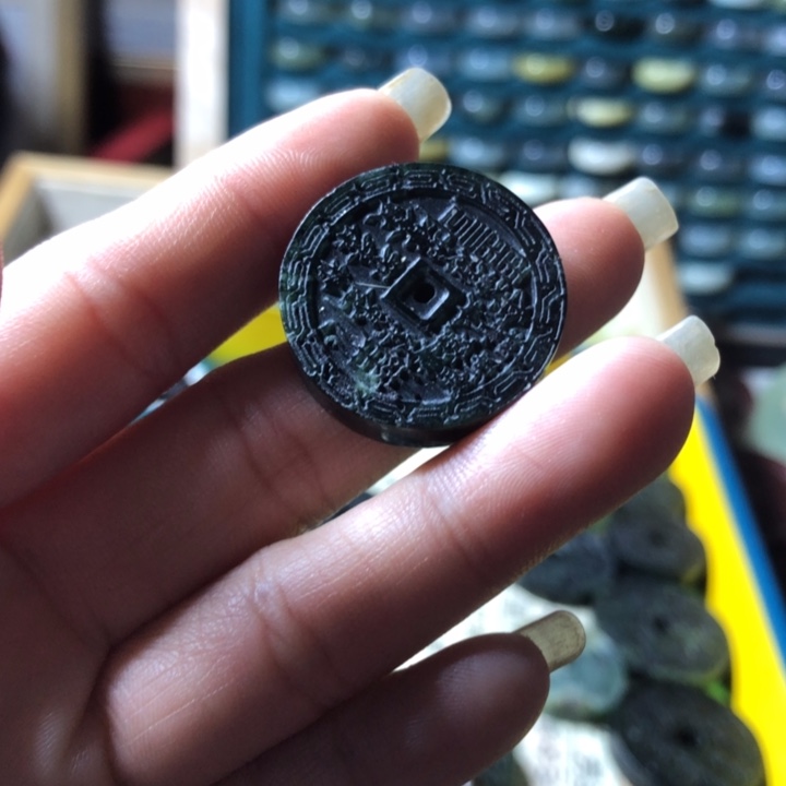 岫玉未镶嵌岫玉耳环