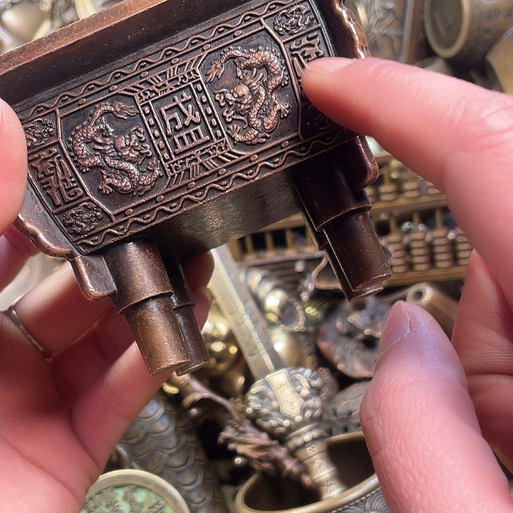 诚信经营铜器摆件