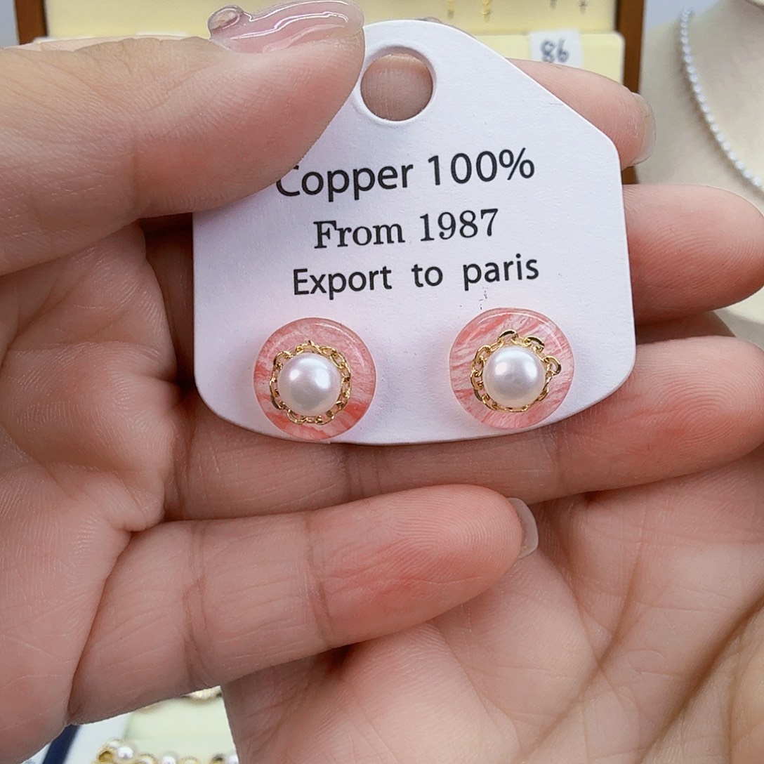 淡水珍珠耳饰未镶嵌