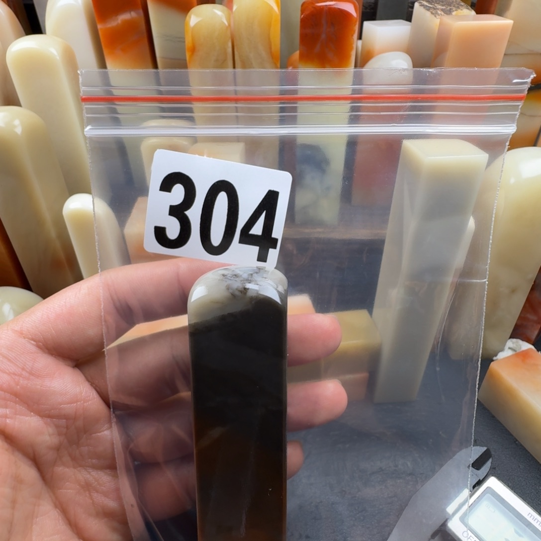 Q***S老挝石ubnbnnnnnnn