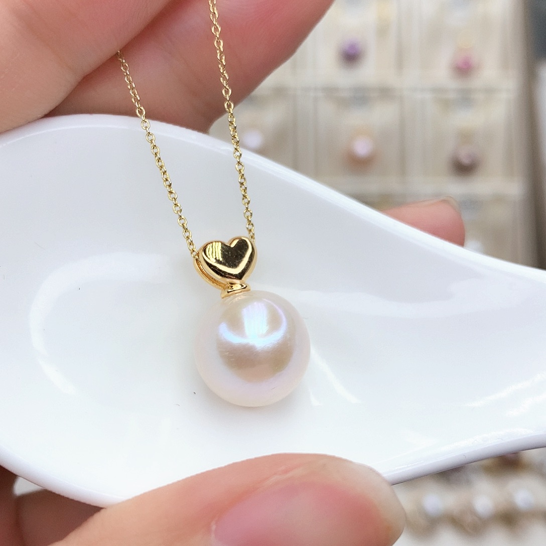 淡水珍珠颈饰合金凝****?