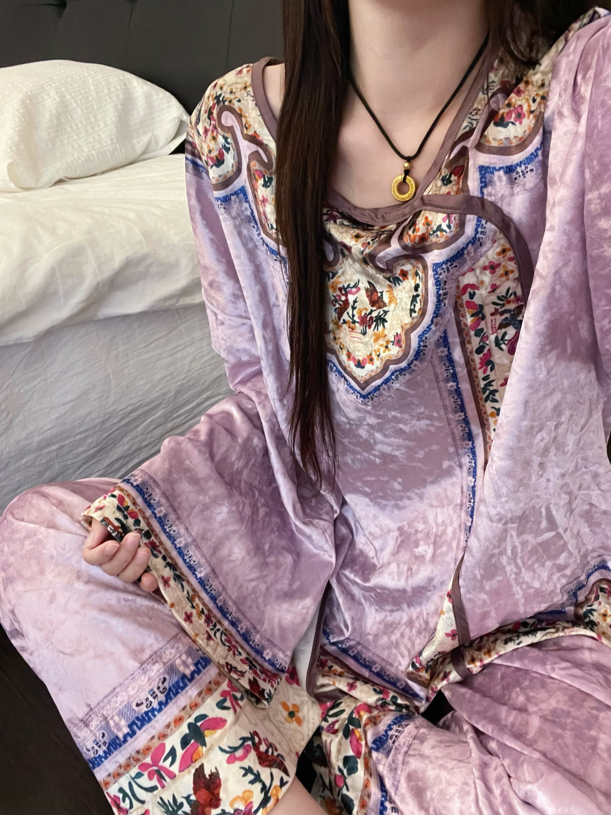中国风甜美紫色花卉金丝绒睡衣女冬新款大码亲肤舒适家居服可外穿