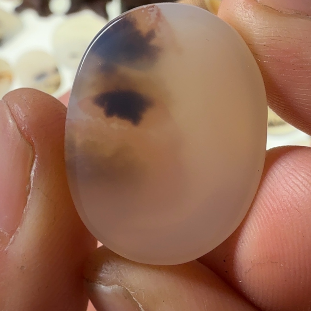 玛瑙/玉髓未镶嵌珠宝半成品