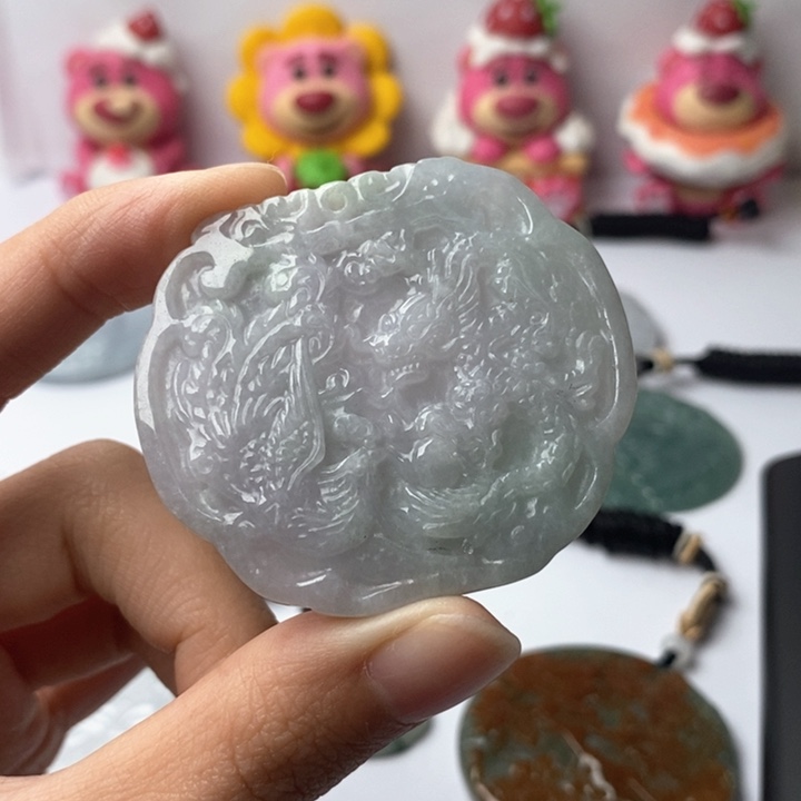 翡翠未镶嵌颈饰翡翠