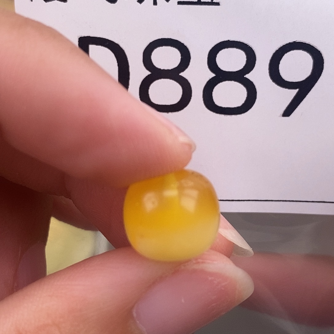 琥珀未镶嵌珠宝奇石11