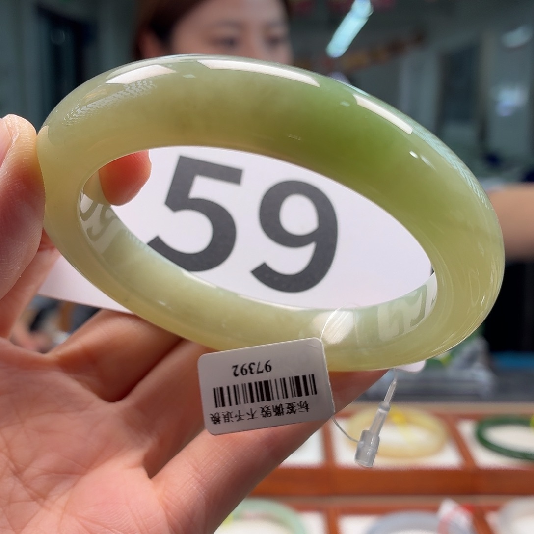 和田玉（翠青玉）手镯未镶嵌