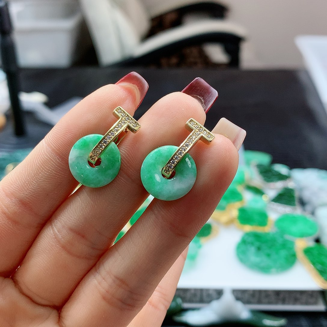 【闪购商品】翡翠耳饰未镶嵌，