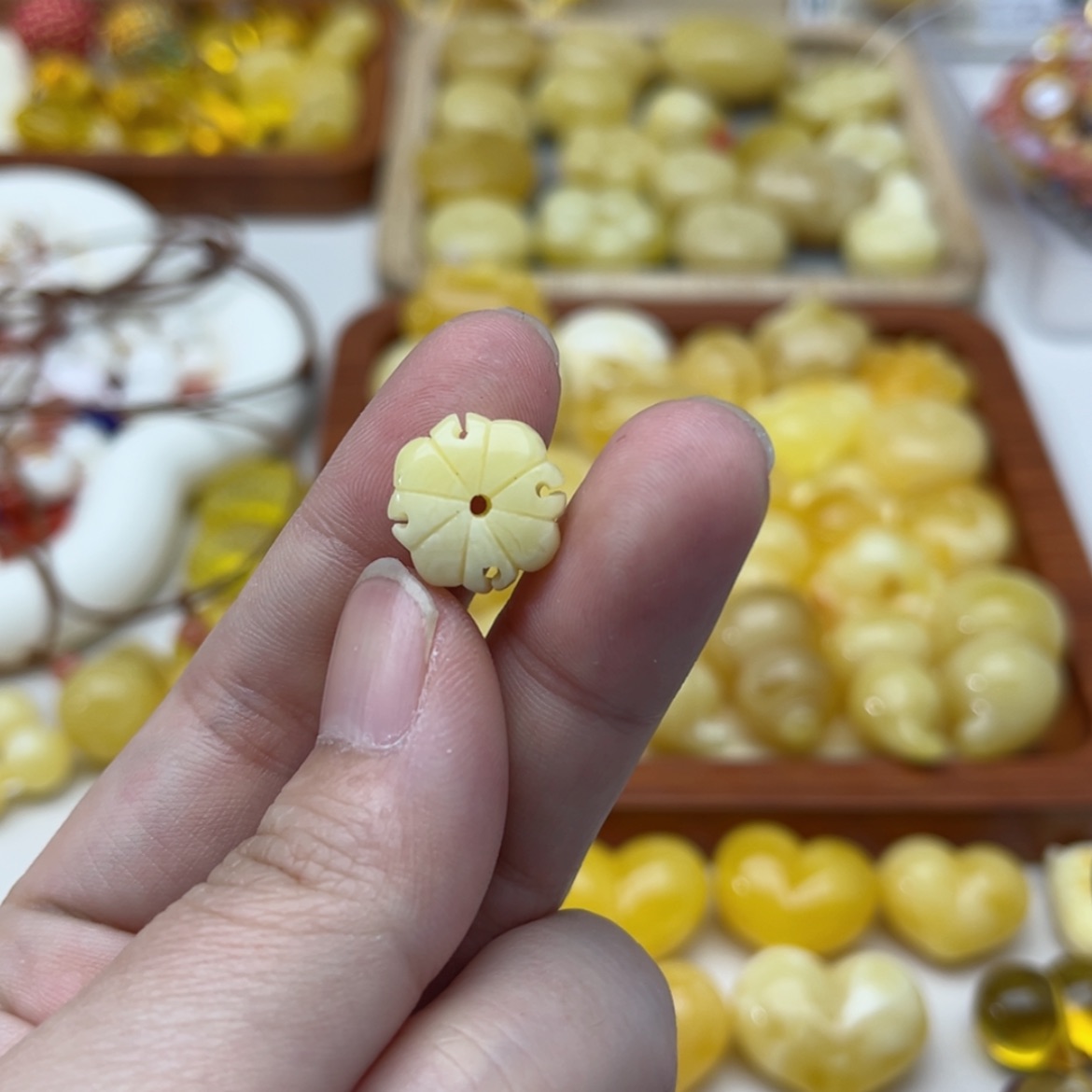 【闪购商品】未镶嵌蜜蜡裸石配饰