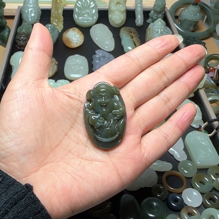 和田玉挂件未镶嵌