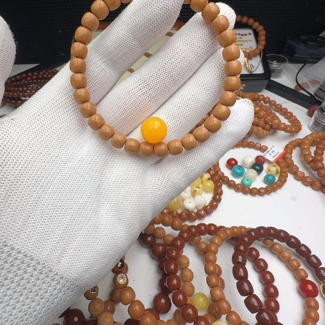 自***@猴头核桃吊坠老型