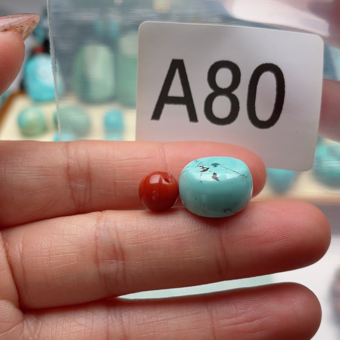 南红玛瑙配饰未镶嵌