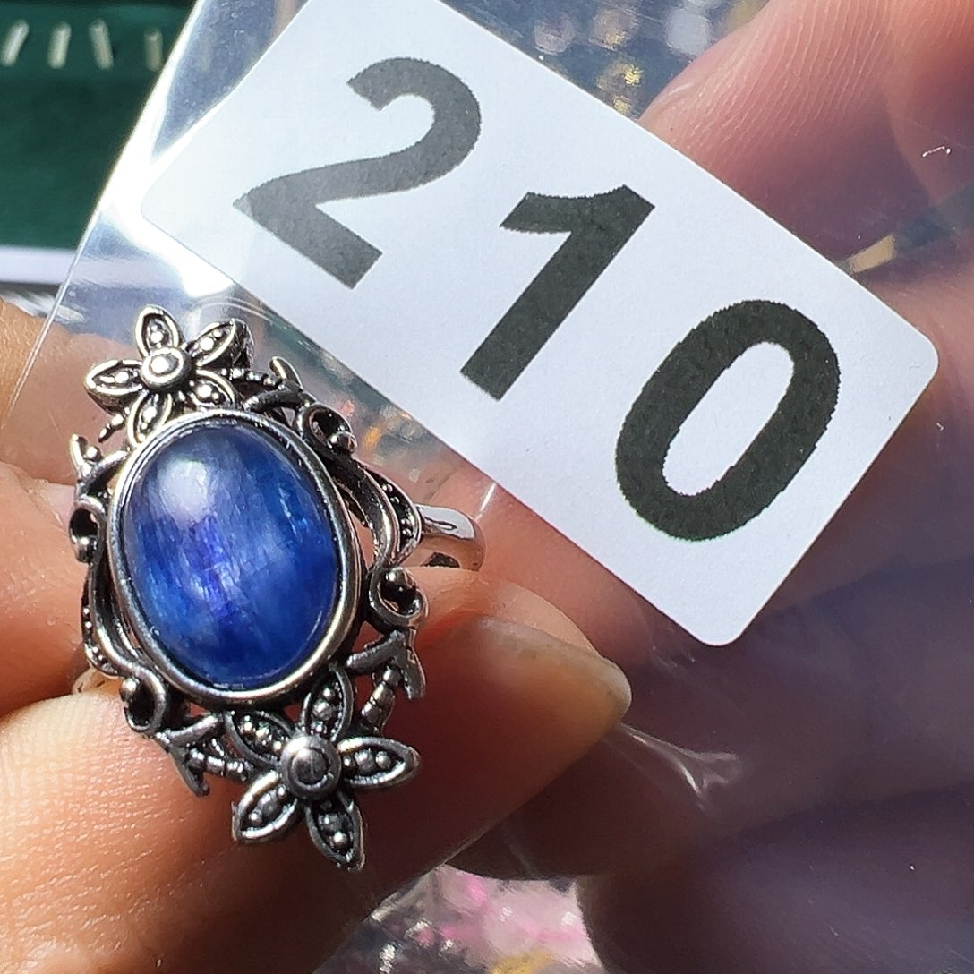 石英质玉戒指未镶嵌