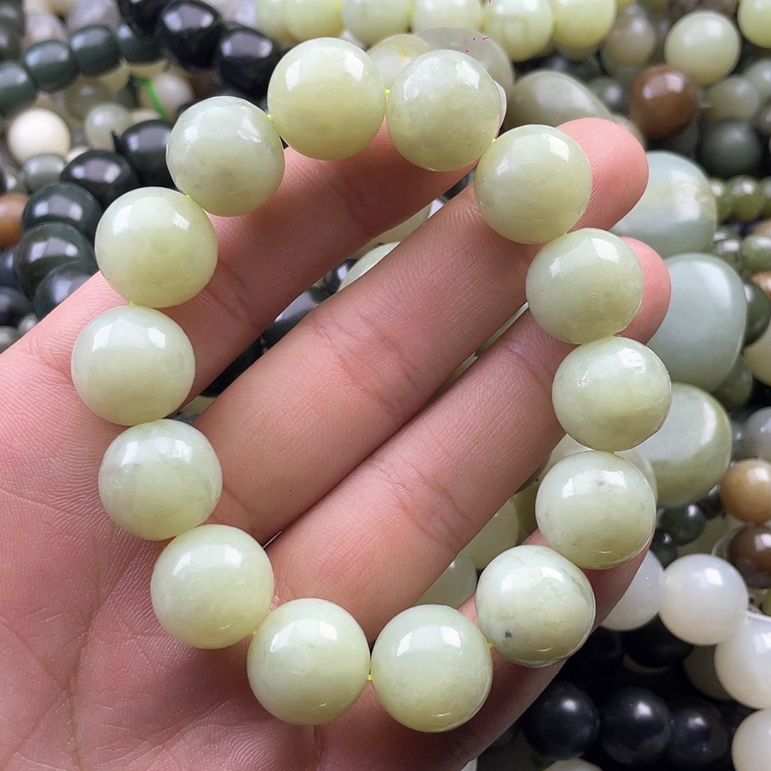 和田玉手串未镶嵌