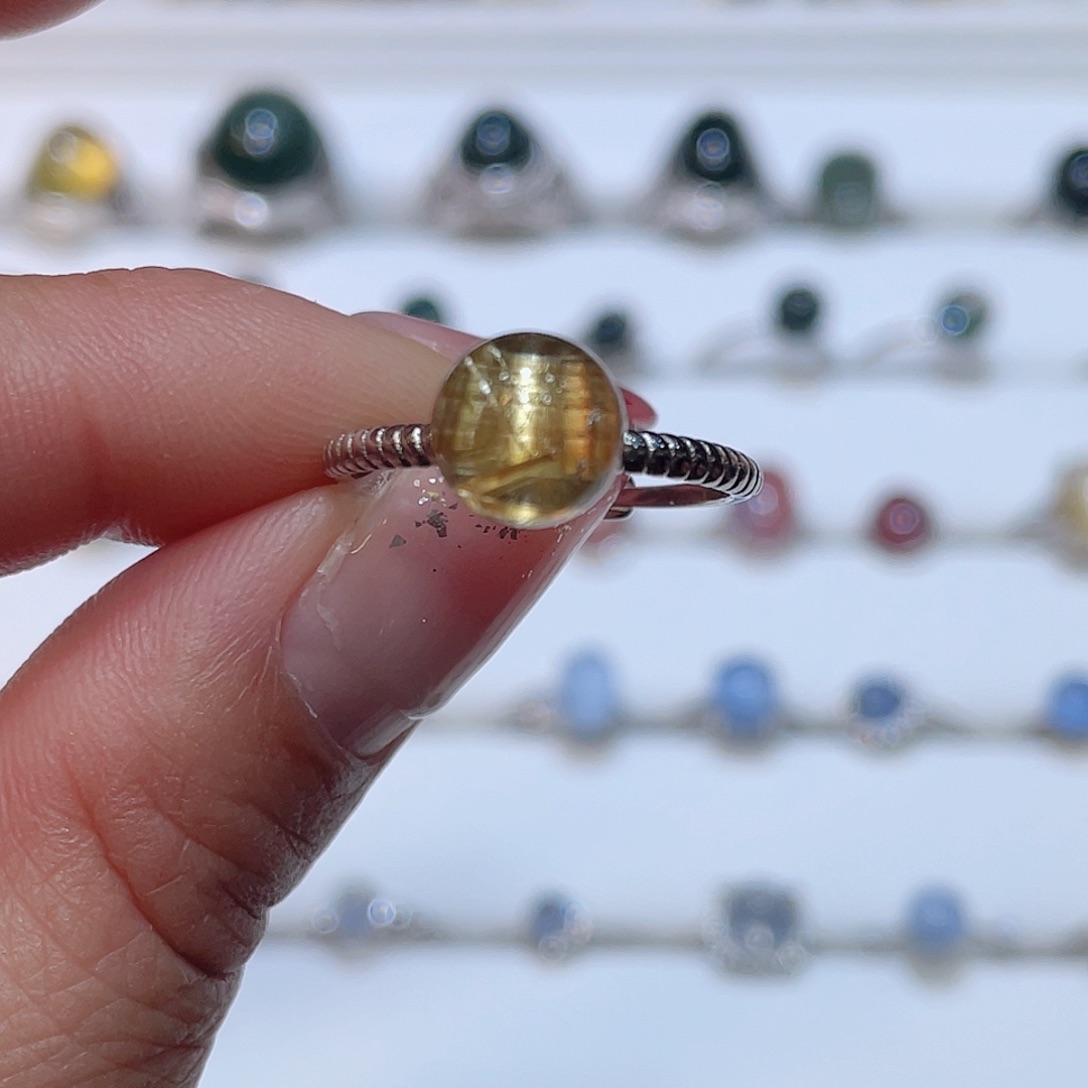 水晶钛晶戒指银S925镶嵌房***子