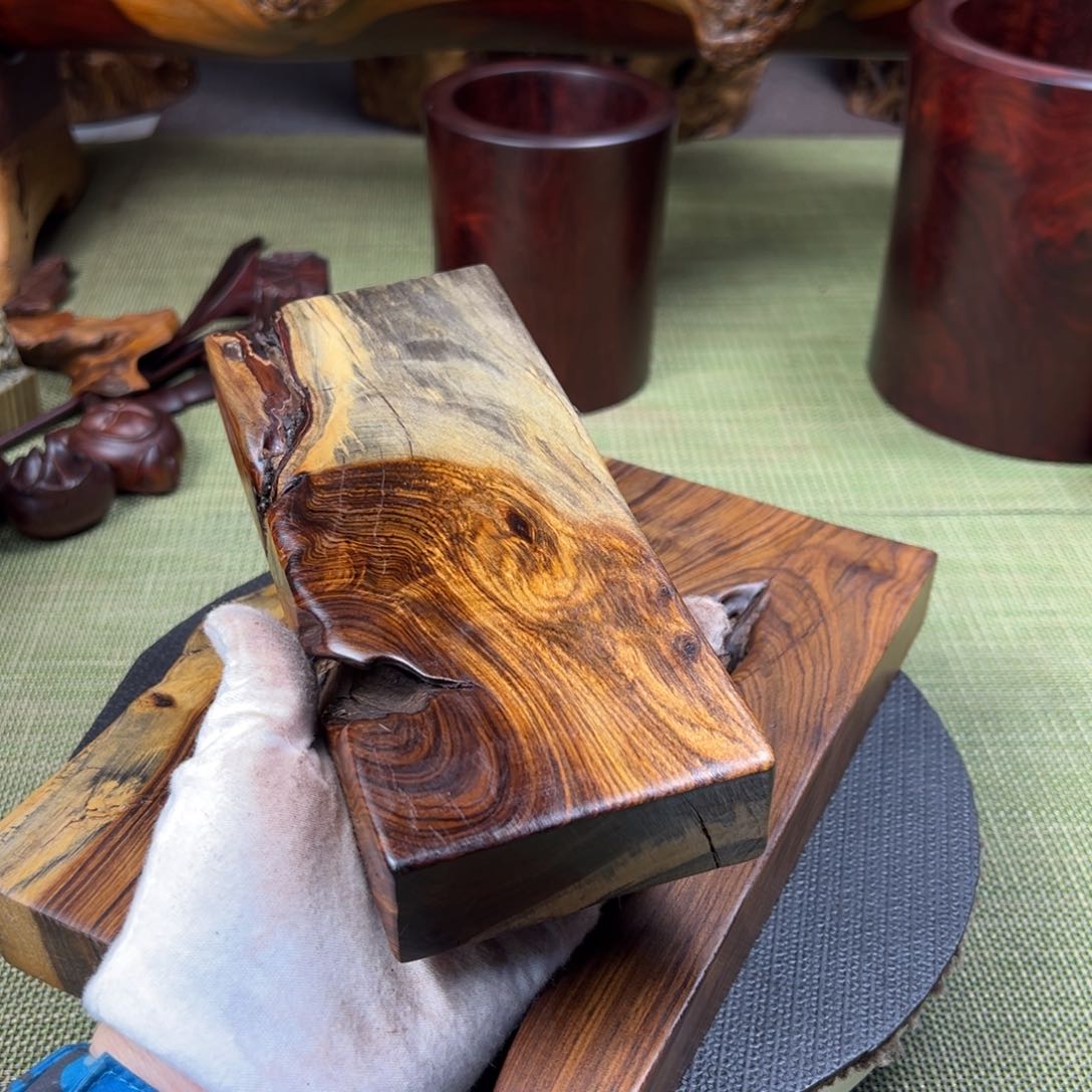 大果紫檀（缅甸花梨）无**有