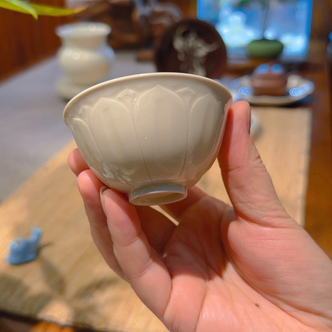 微澜定瓷 莲瓣鸡心杯80cc